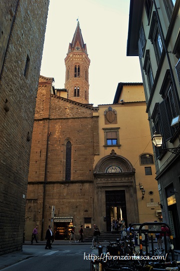 フィレンツェ、バディア・フィオレンティーナ教会