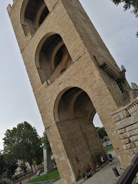 フィレンツェ、サンニコロの塔